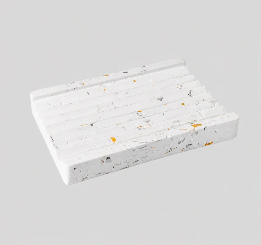 Porte-savon minéral M1 motif terrazzo – Lueur & Mousse