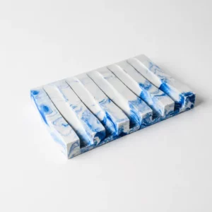 Porte-savon minéral M2 coloris bleu – Lueur & Mousse